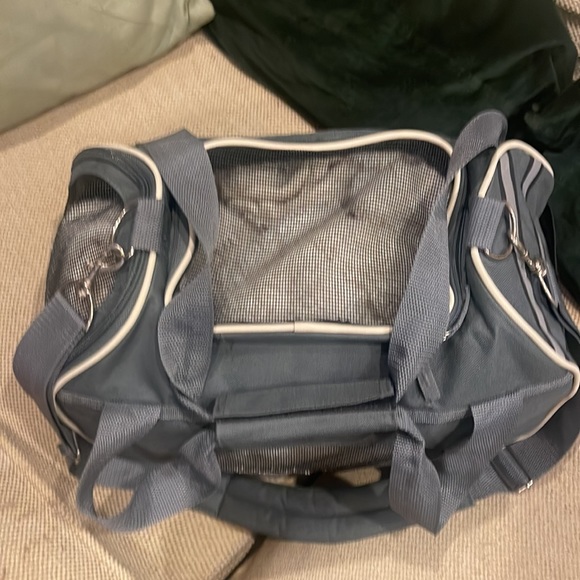 Small pet carrier - Picture 2 of 5